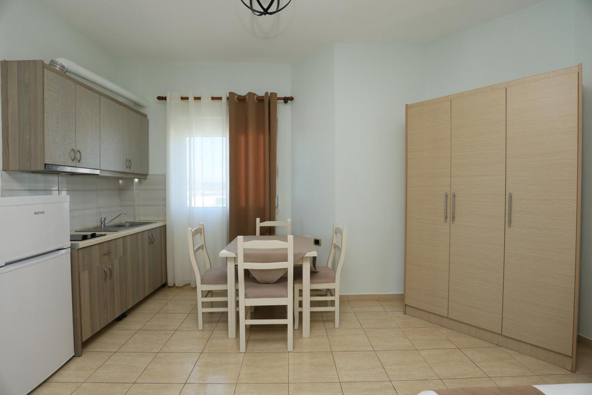 Michelle Apartments Ksamil Exterior foto